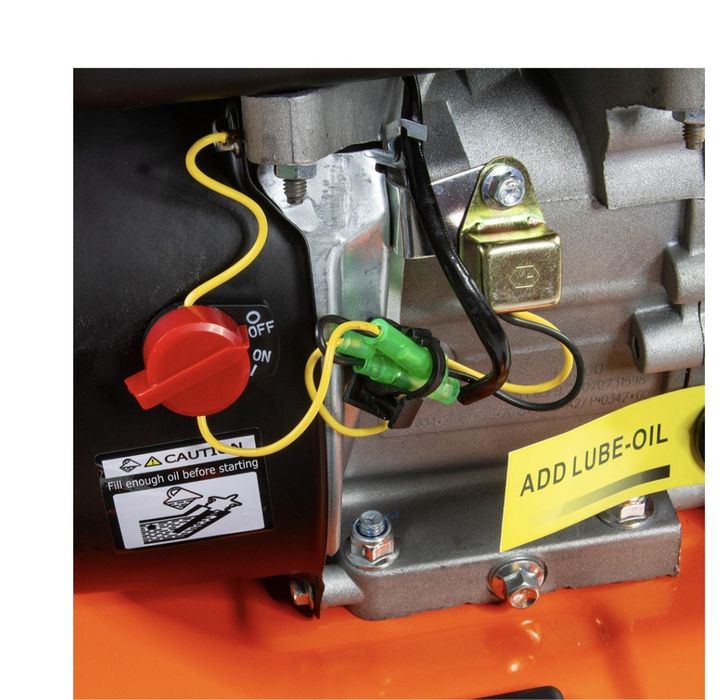 Aerator i wertykulator 3w1 spalinowy Demon zbiera do kosza, z koszem