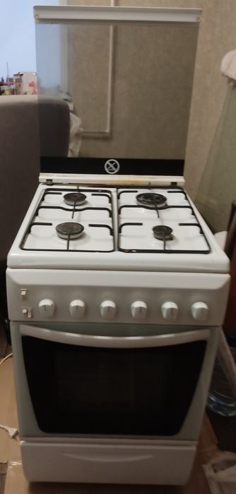 Продам газову пічку  вживану