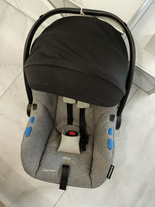 Fotelik dziecięcy samochodowy Avionaut