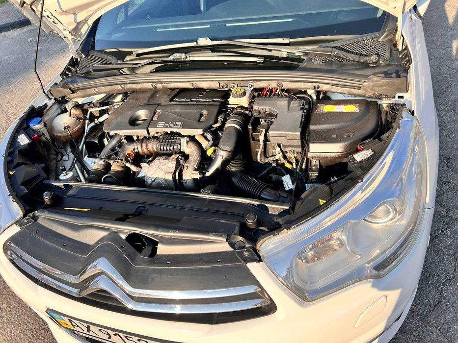 Citroen C4 2012 VIN VF7NC9HR8CY591270 фото оголошення 4 з 10