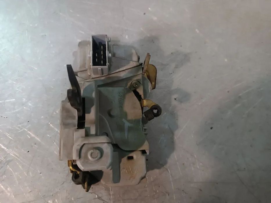 FECHO DE PORTA CITROEN XSARA  - TRAS ESQUERDO / FRENTE ESQUERDO