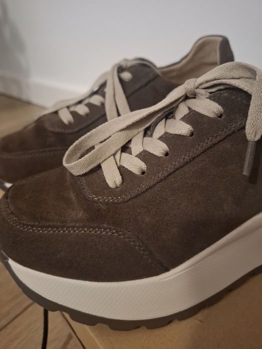 Sneakersy brązowe na platformie