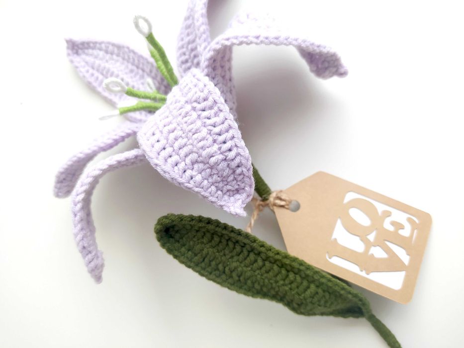 kwiat na szydełku - lilia - rękodzieło