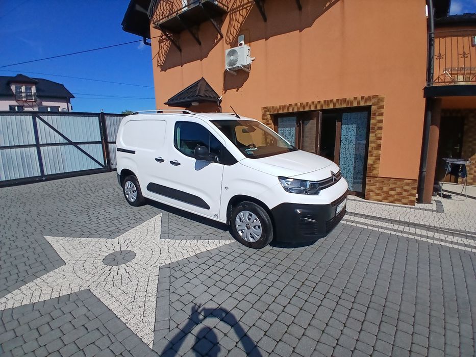 Citroen Berlingo salon PL rok 2021 1.5 BlueHDi Nowy rozrząd