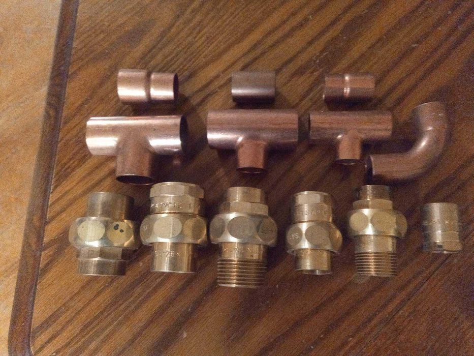 Продам фитинги для медных труб Sahna