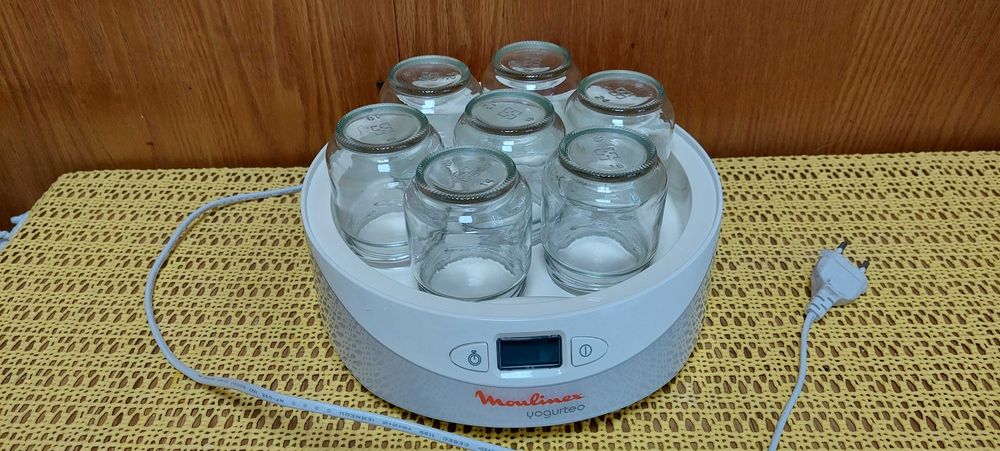 Йогуртниця Moulinex YG230
