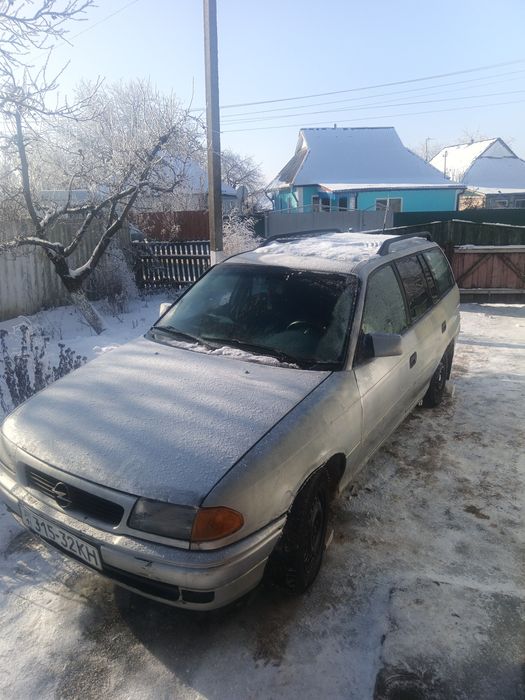 Автомобіль Опель Астра ф