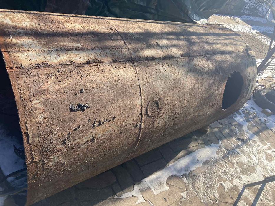 Продам бочку .Товщина низ 10мм а бока 5 мм. 5 мм