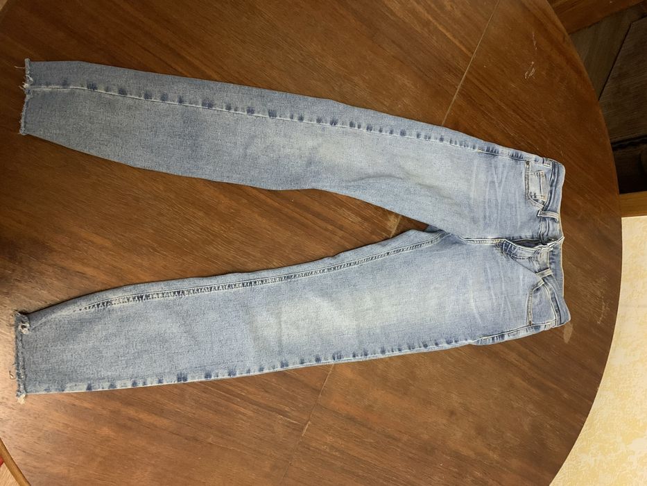 Продам джинсы женские