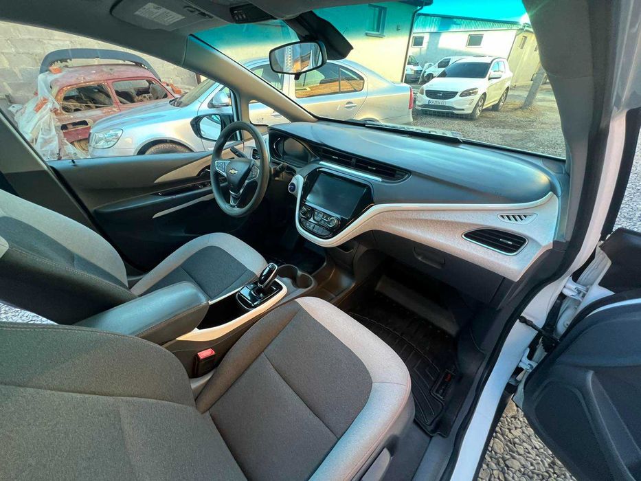 Шевроле БОЛТ EV  гарна та надійна автівка