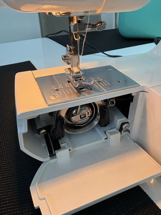 Швейна мащинка Jaguar mate 383