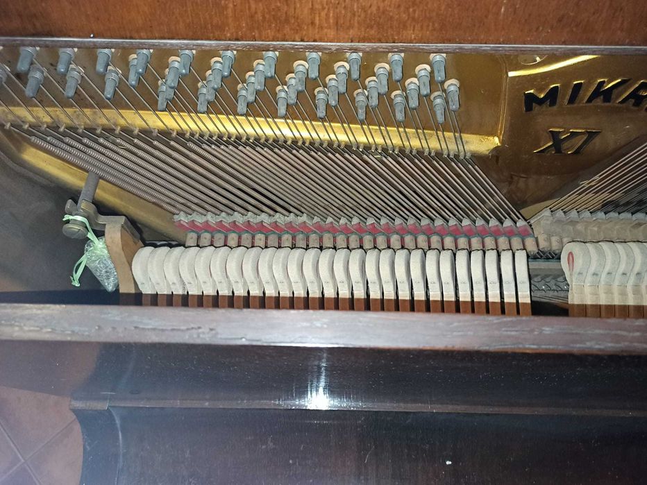 Pianino B. Sommerfeld