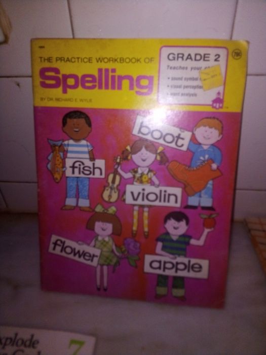 Conjunto de Livros Criança Aprendizagem de Inglês