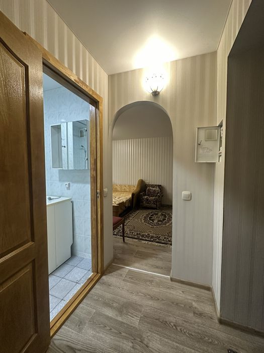 Здам  1 кімнатну на довгостроково