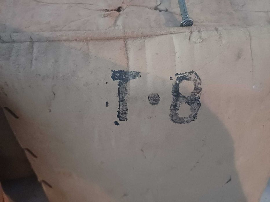 4 Caixas com 40Kg de pregos