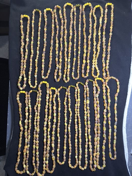 Намисто з натурального бурштина лікувальні