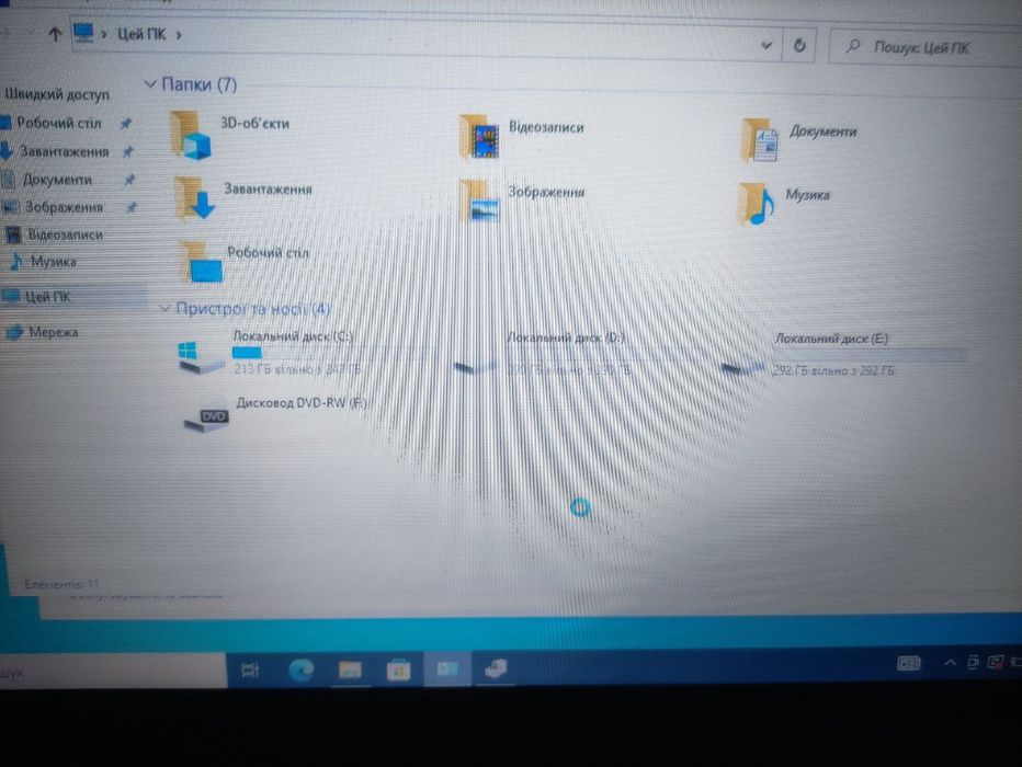 Acer v3-551g,4 ядра,8гб озу,1tb,AMD 7600m,ноутбук,робочий