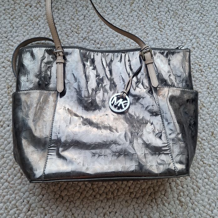 Torebka shopperka Michael Kors srebrna
