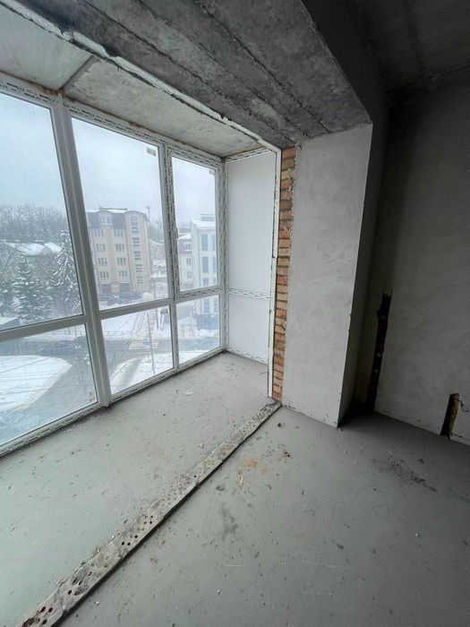 Продаж 1 км квартири на Крушельницькій в центрі у новому будинку