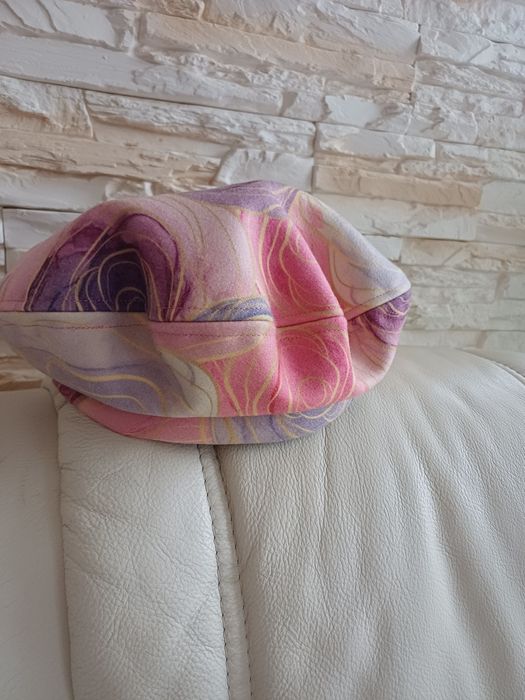 Nowy beret dwuwarstwowy 56 cm