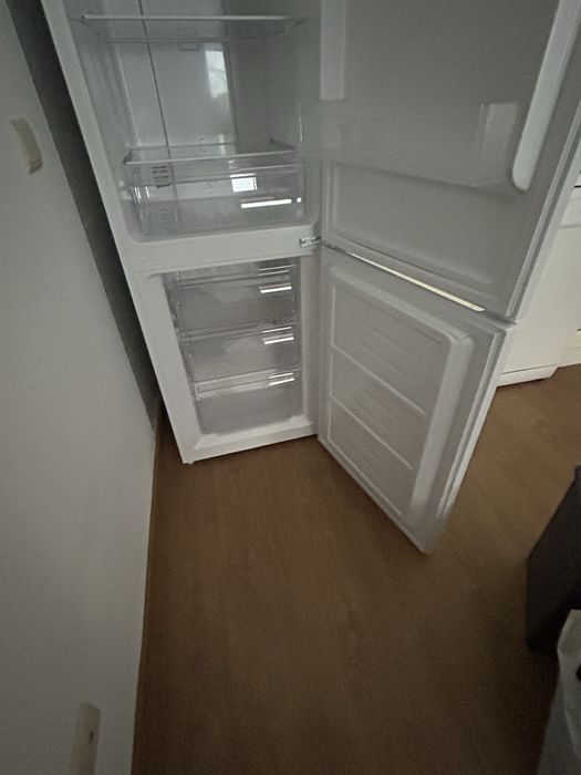 Frigorifico apenas com 2 anos