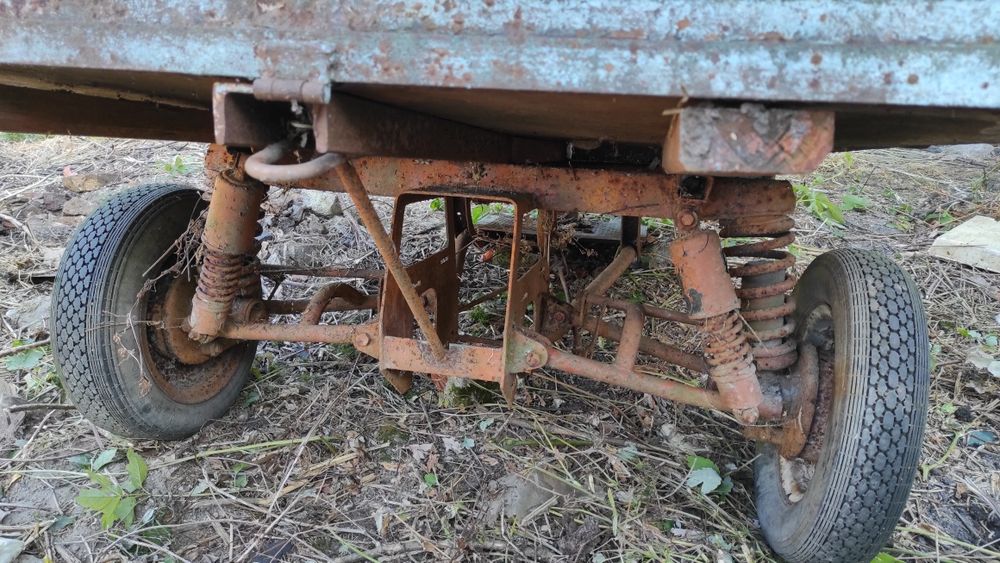 Причіп  легковий