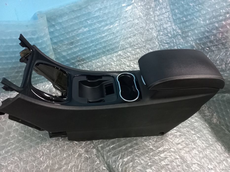 Podłokietnik galaxy s-max +USB +AUX +12V +DEKORY