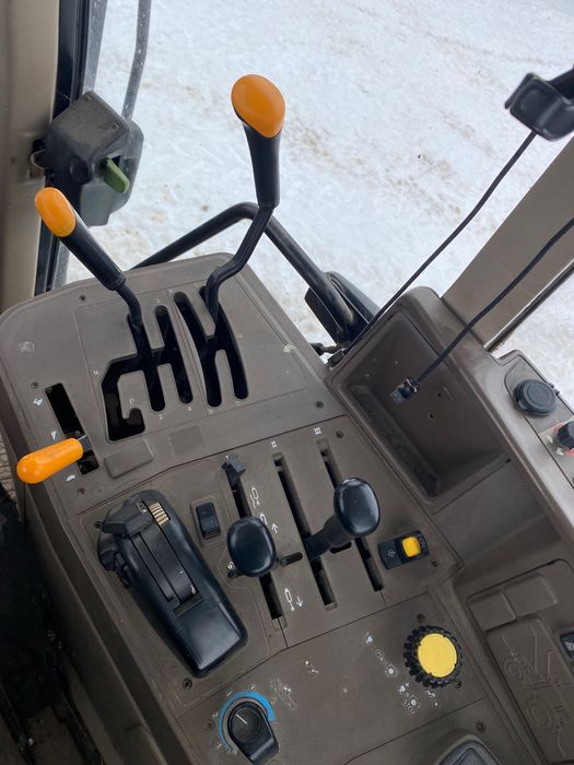 John Deere 6230 z ładowaczem czołowym jd633