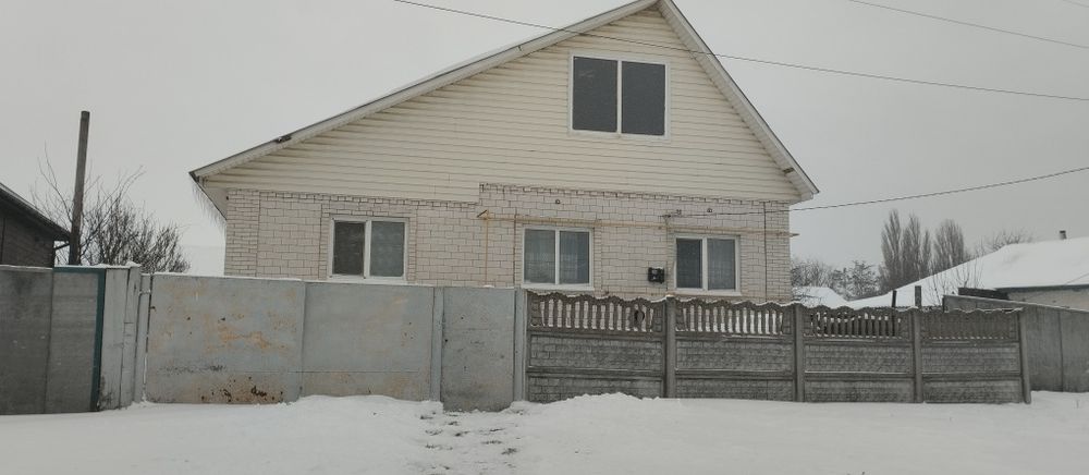 Продам будинок в селі Талалаївка. Торг. Терміново