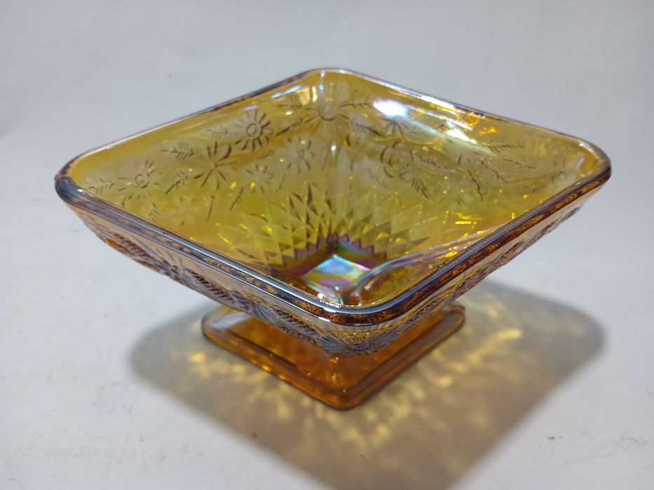 Taça de vidro Carnaval - Arte deco