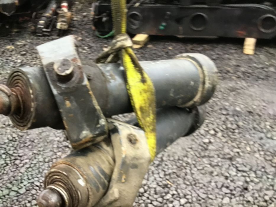 циліндри самосвальні для підйомна кузова