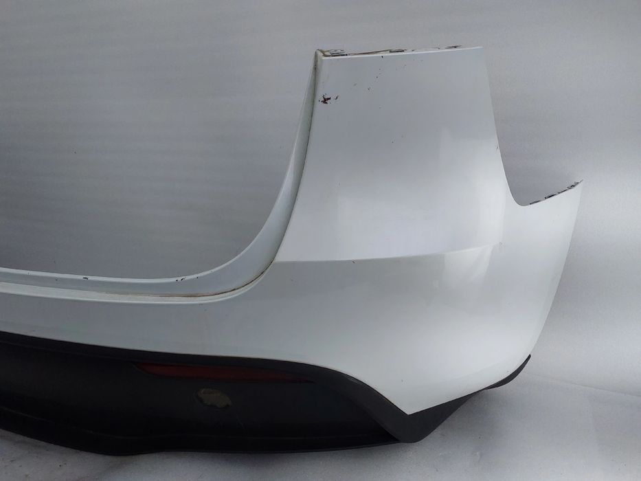 Pára-choques trás TESLA Model Y (5YJY)