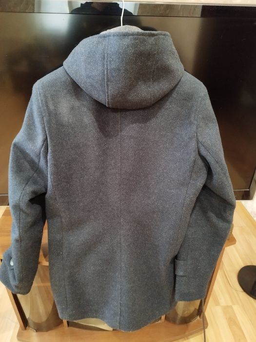 Продам пальто молодіжне