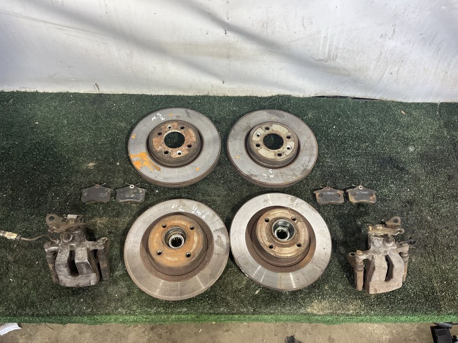 Тормозні диски renault megane 2 scenic супорт диск рено меган колодки