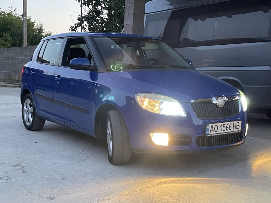 продам фабію 1.2 бензин в отлічному стані