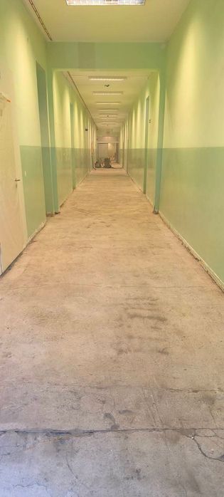 Usuwanie subitu kleju lepiku demontaż parkietu