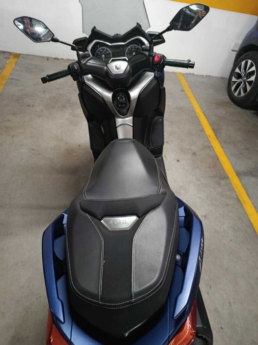 Moto Yamaha Xmax 300