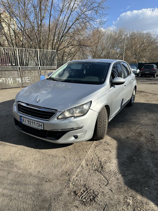 Peugeot 308   2016  1.6 дизель