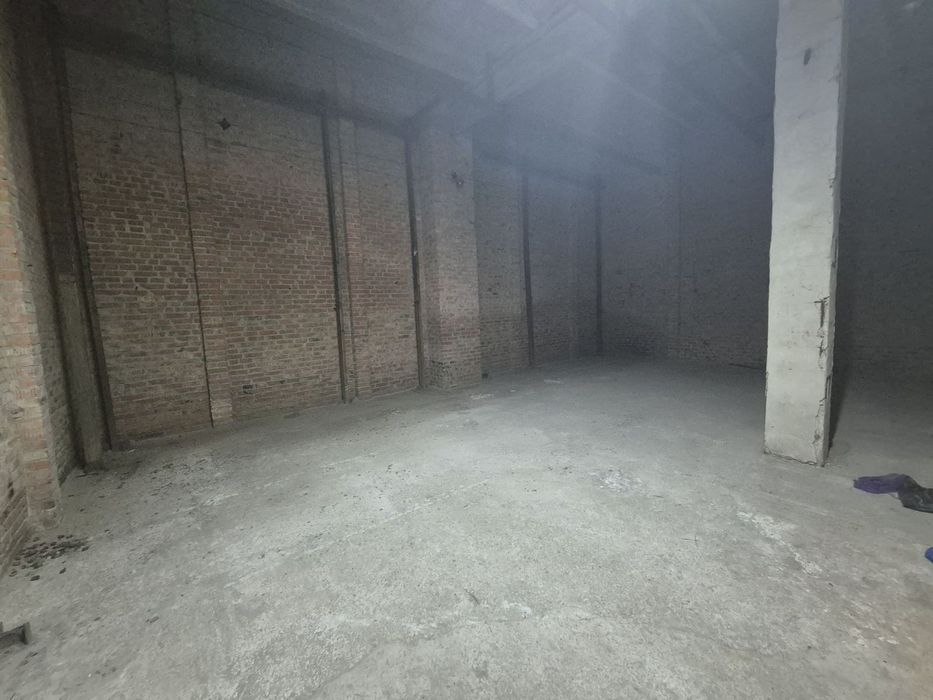 Продам нежитлове приміщення р-н м'ясокомбінату