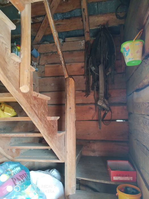 Stary spichlerz zabytkowy z poddaszem i komórka 6m- 6m z mini werandą