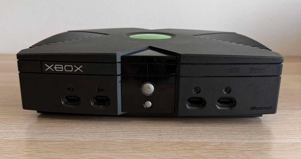 Xbox Clássica Original 8GB (Desbloqueada)