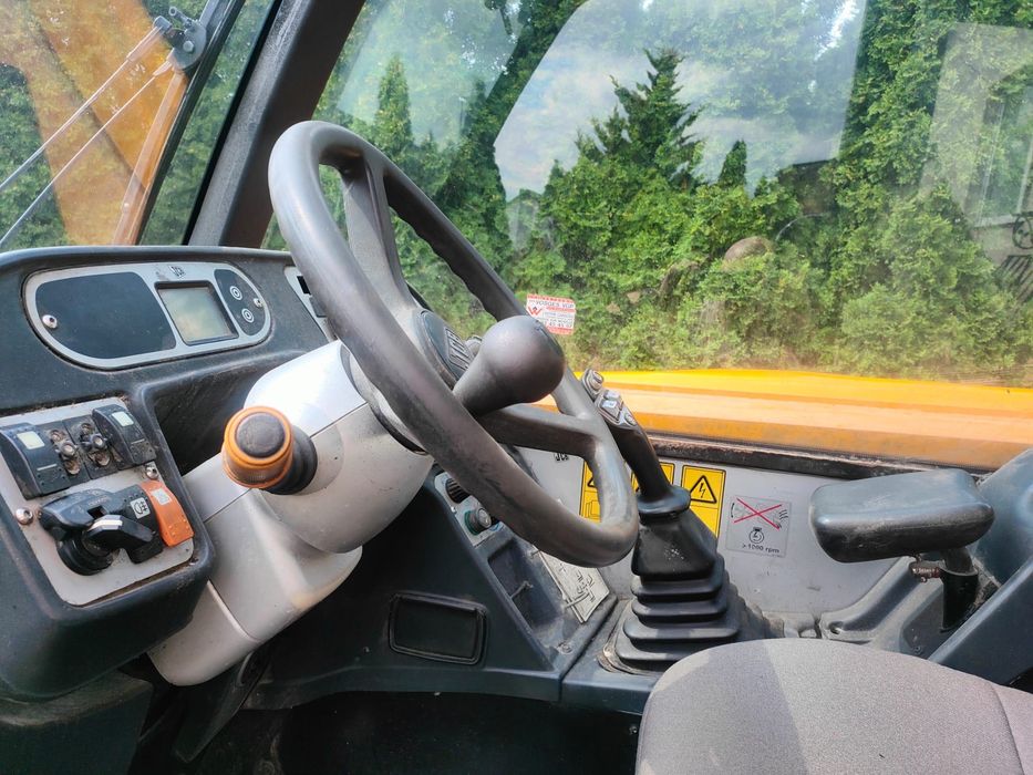 Ładowarka teleskopowa JCB 531-70