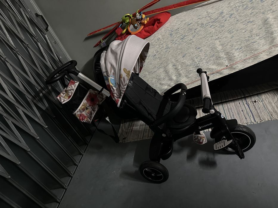 Triciclo evolutivo Kinderkraft dobrável e desmontável