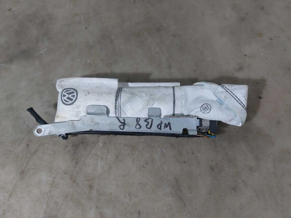 Volkswagen Passat B8 16-19 Подушка безопасности сидение правая