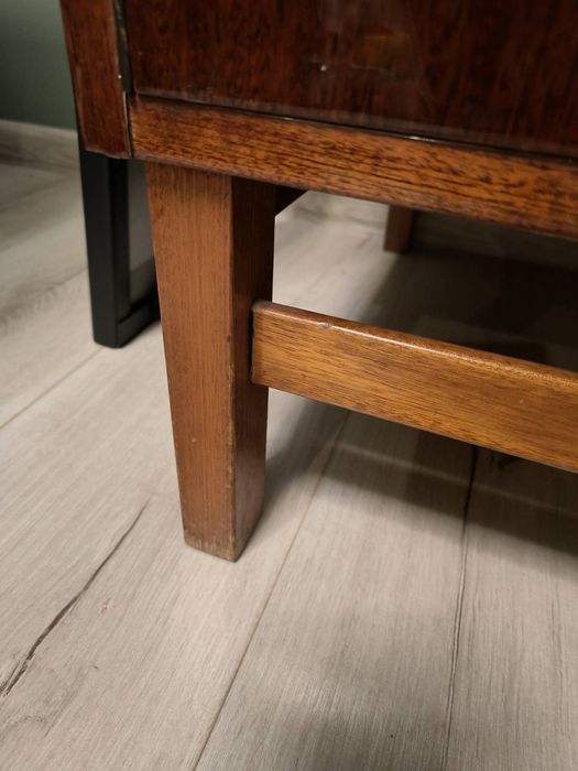 Szafka wolnostojąca z PRL