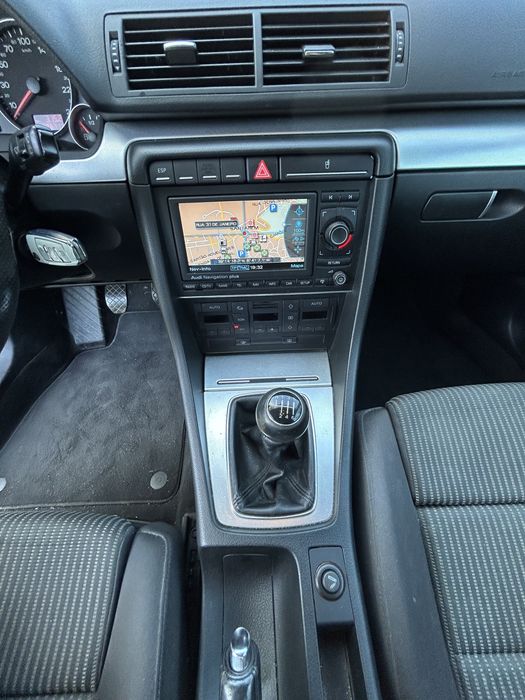 Audi a4 avant s-line 170cv