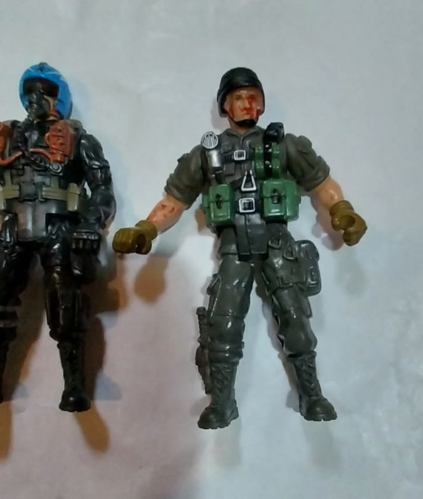 3 bonecos figuras de ação Chap Mei
