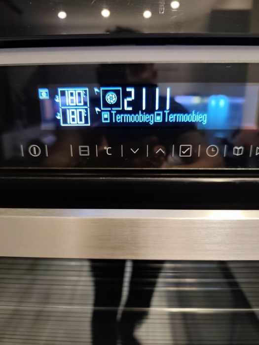 Piekarnik elektryczny Beco model bvr34500bgms 220v moc 3,5 kW