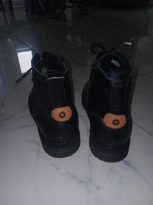 Sprzedam buty chłopięce lasocki 39