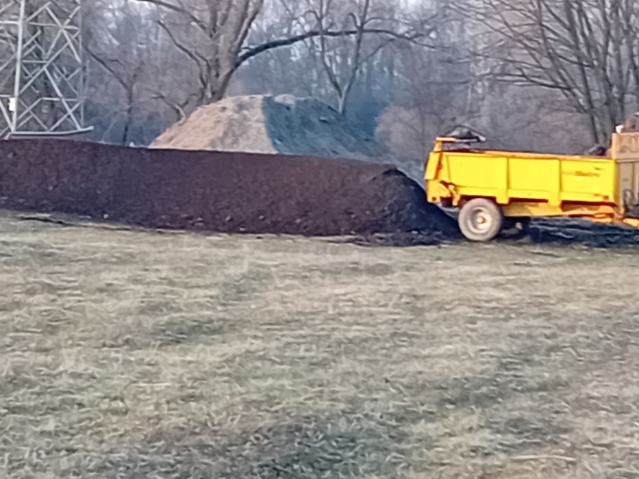 ziemia ogrodowa kompost-czarnoziem-humus z własnego gospodarstwa